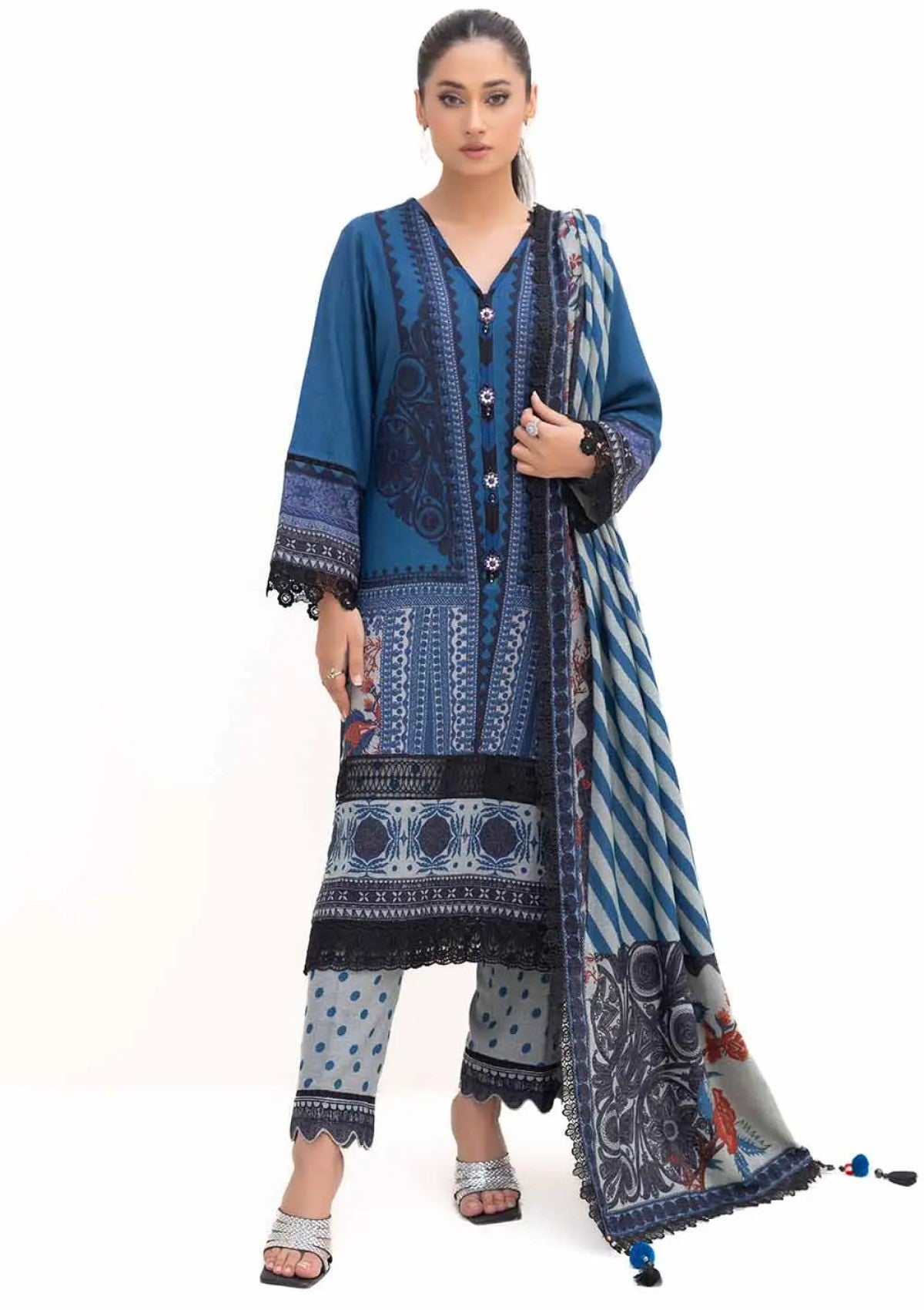 Winter Collection - Gul Ahmed - 3Pcs Unstitched 24 - DH-42009