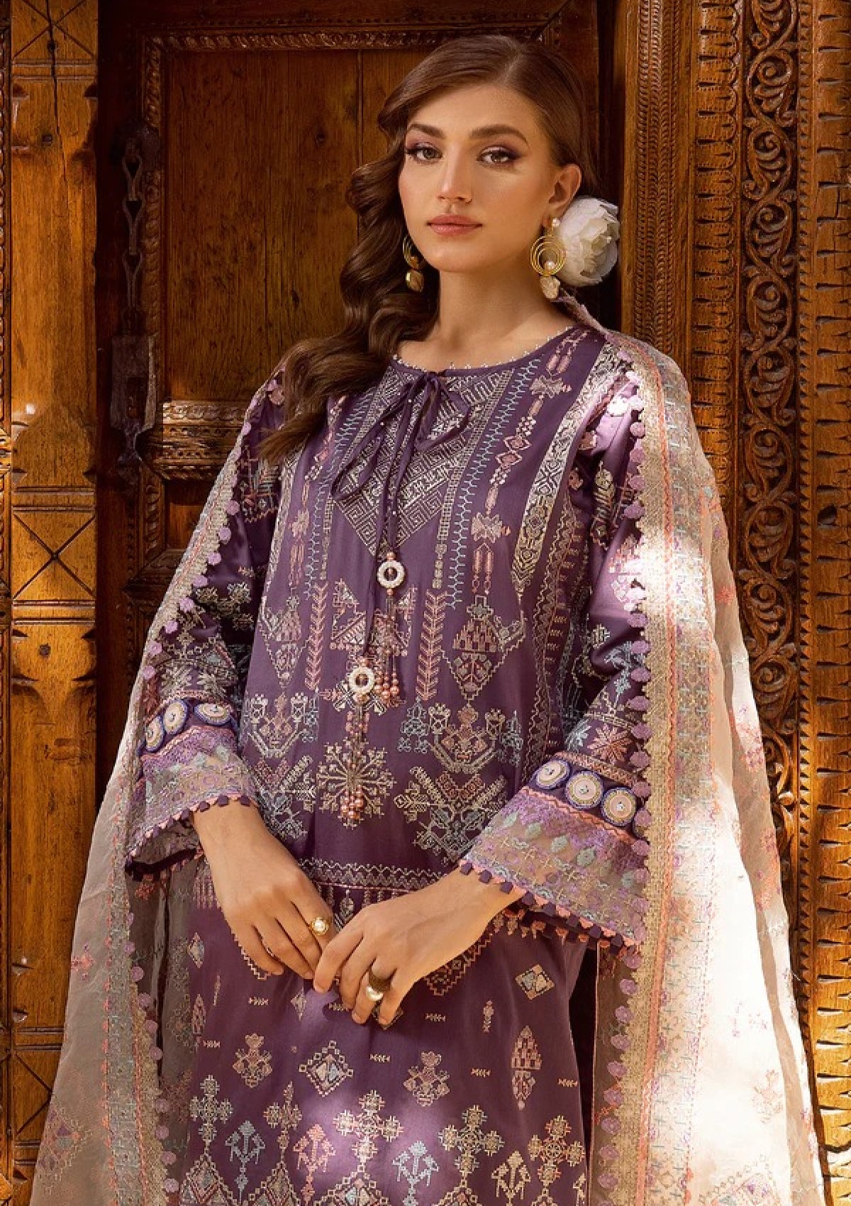 Winter Collection - Muscari - Satin Embroidered - MSEC - 889