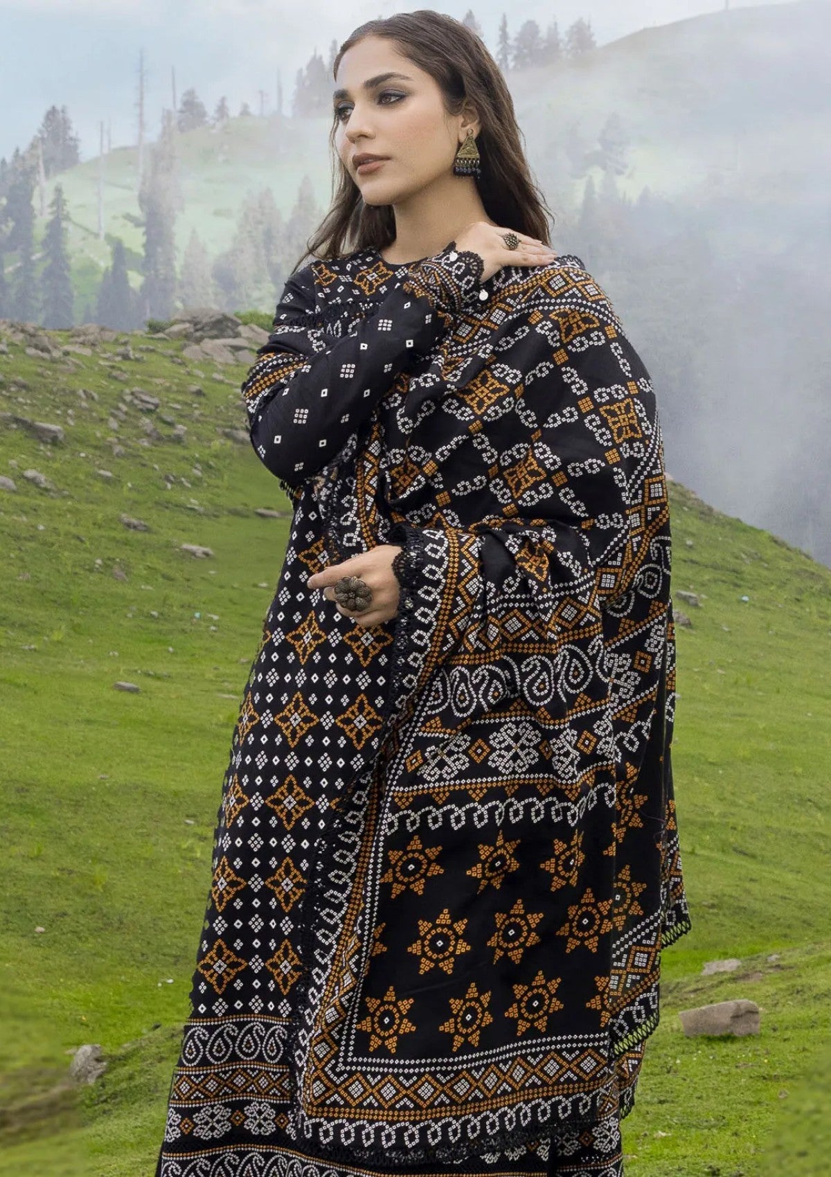 Winter Collection - Gul Ahmed - 3Pcs Unstitched 24 - K-42003 L