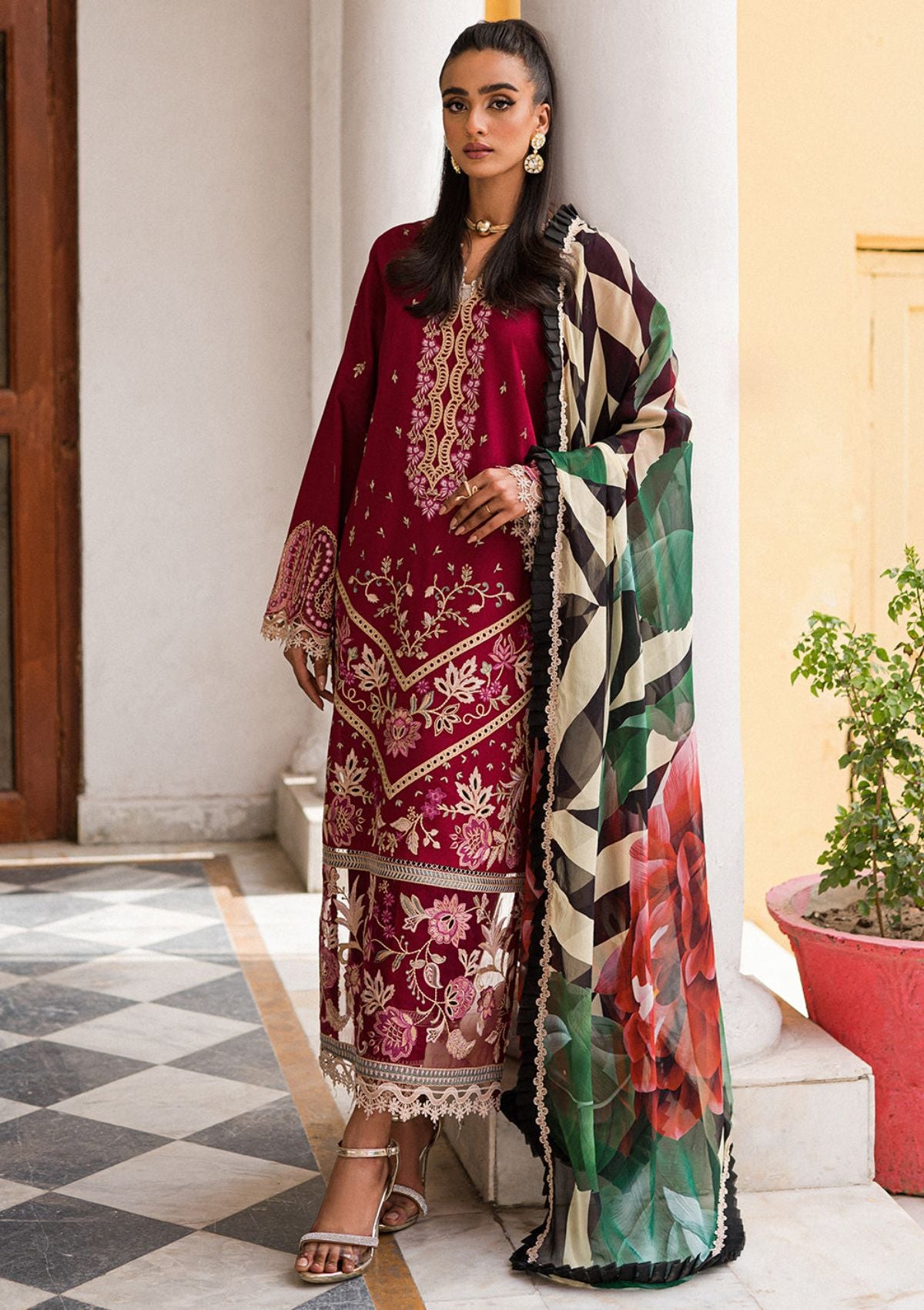 Lawn Collection - Roheenaz - Wisteria - S/S - RUN#28A (GOHAR)