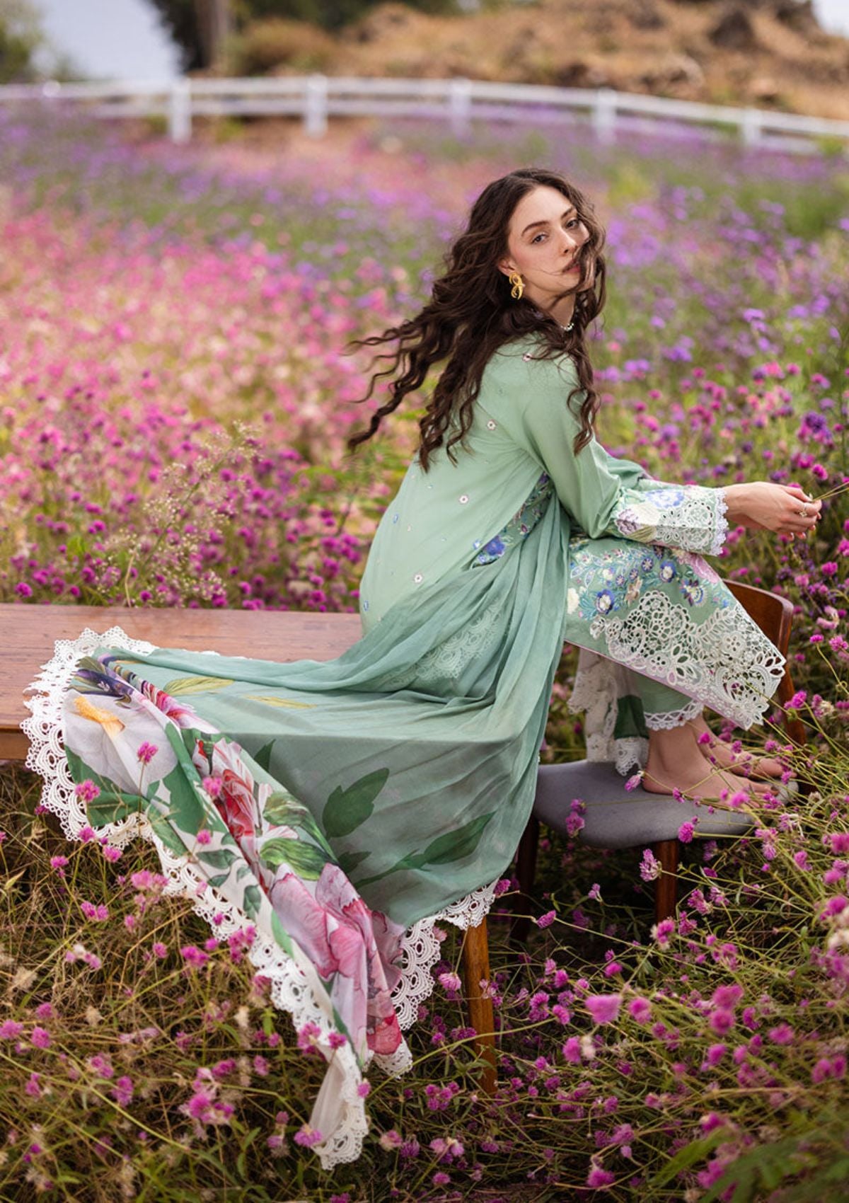 Lawn Collection - Mushq - Hemline - The Secret Garden - MH#2A