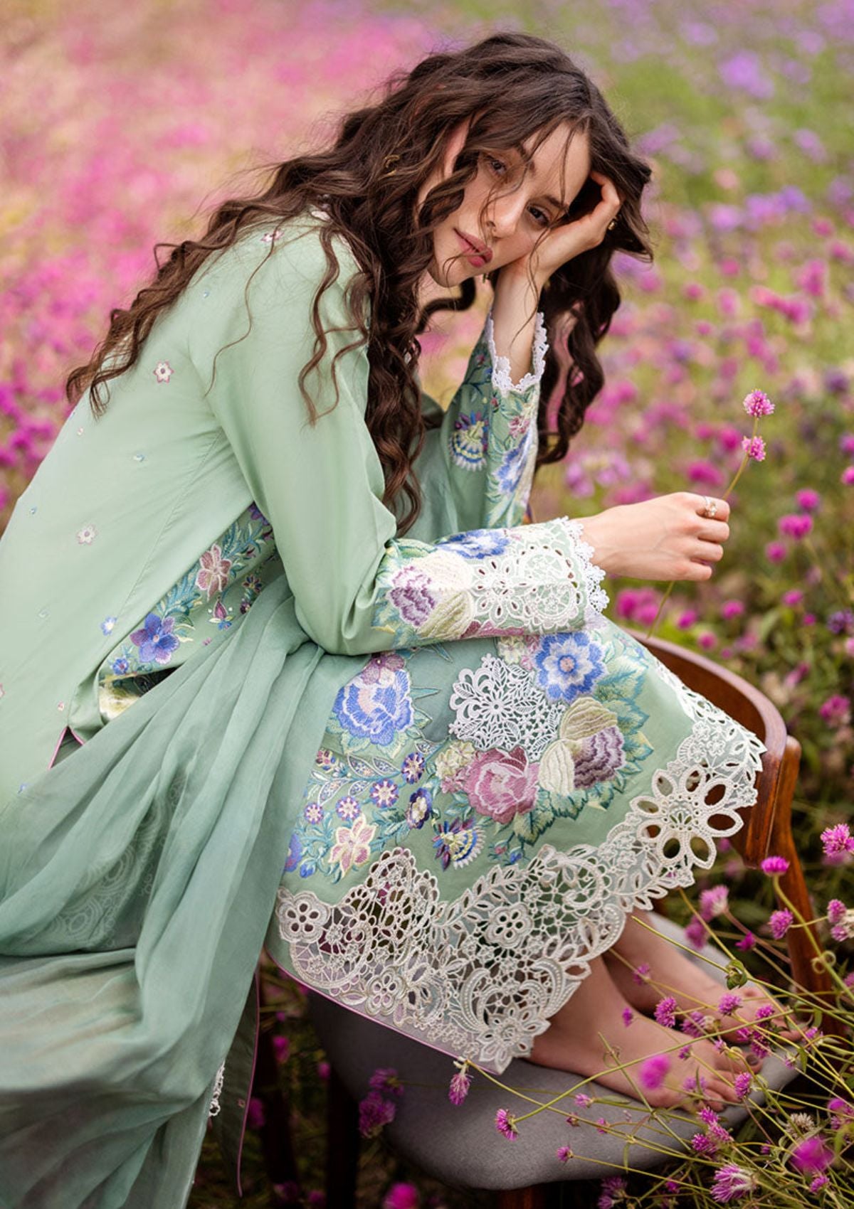 Lawn Collection - Mushq - Hemline - The Secret Garden - MH#2A