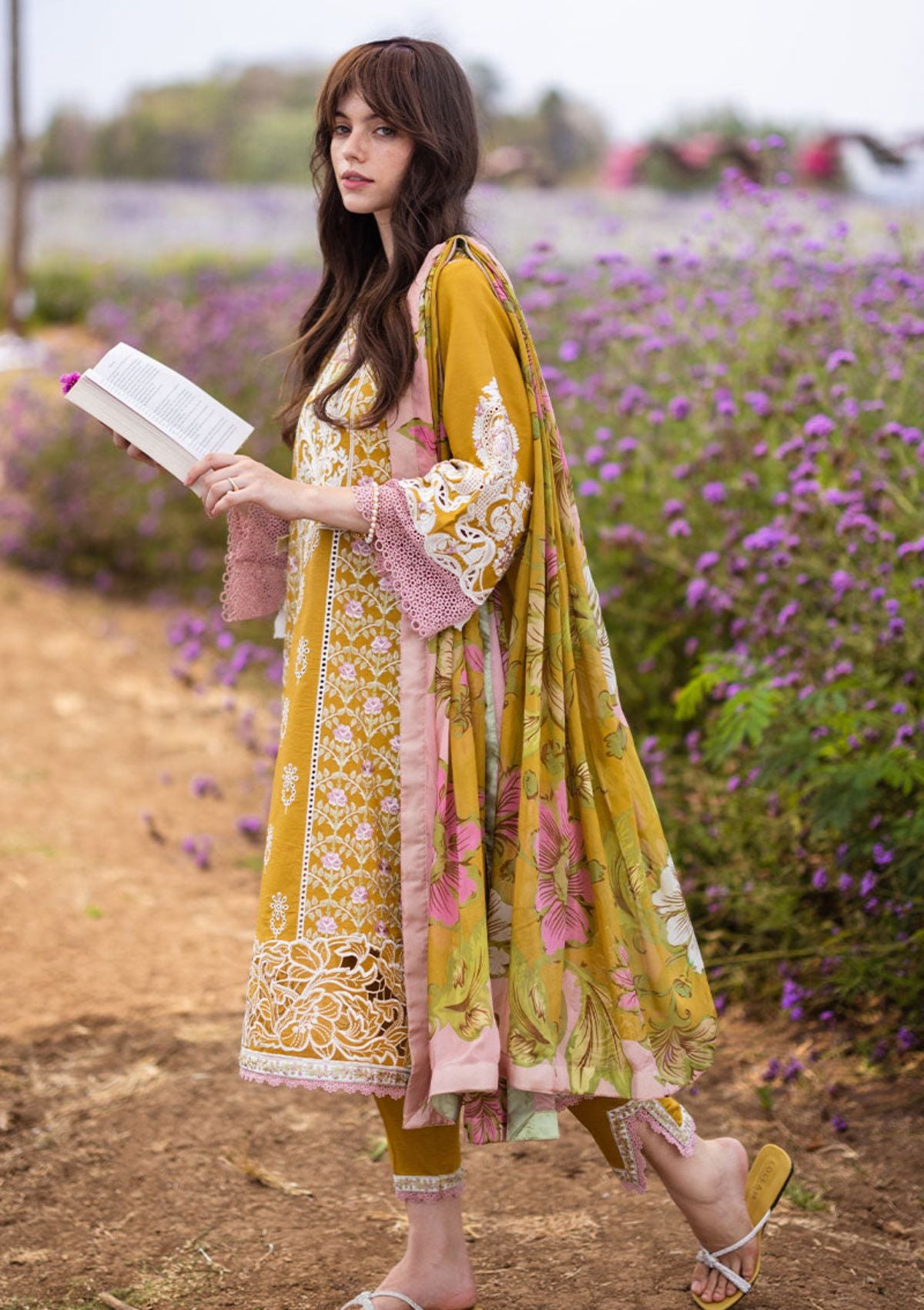 Lawn Collection - Mushq - Hemline - The Secret Garden - MH#4B