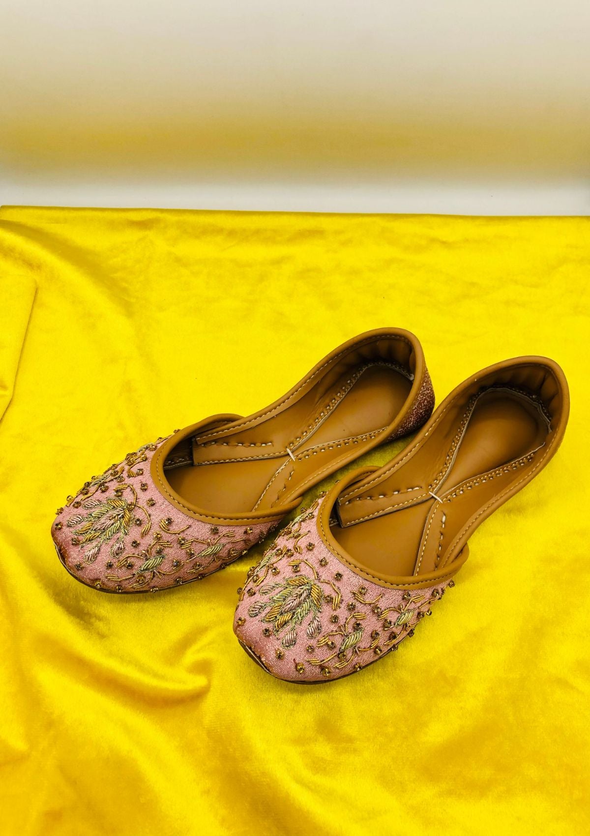 Footwear Collection - Chamak - Golden Rush - D#039