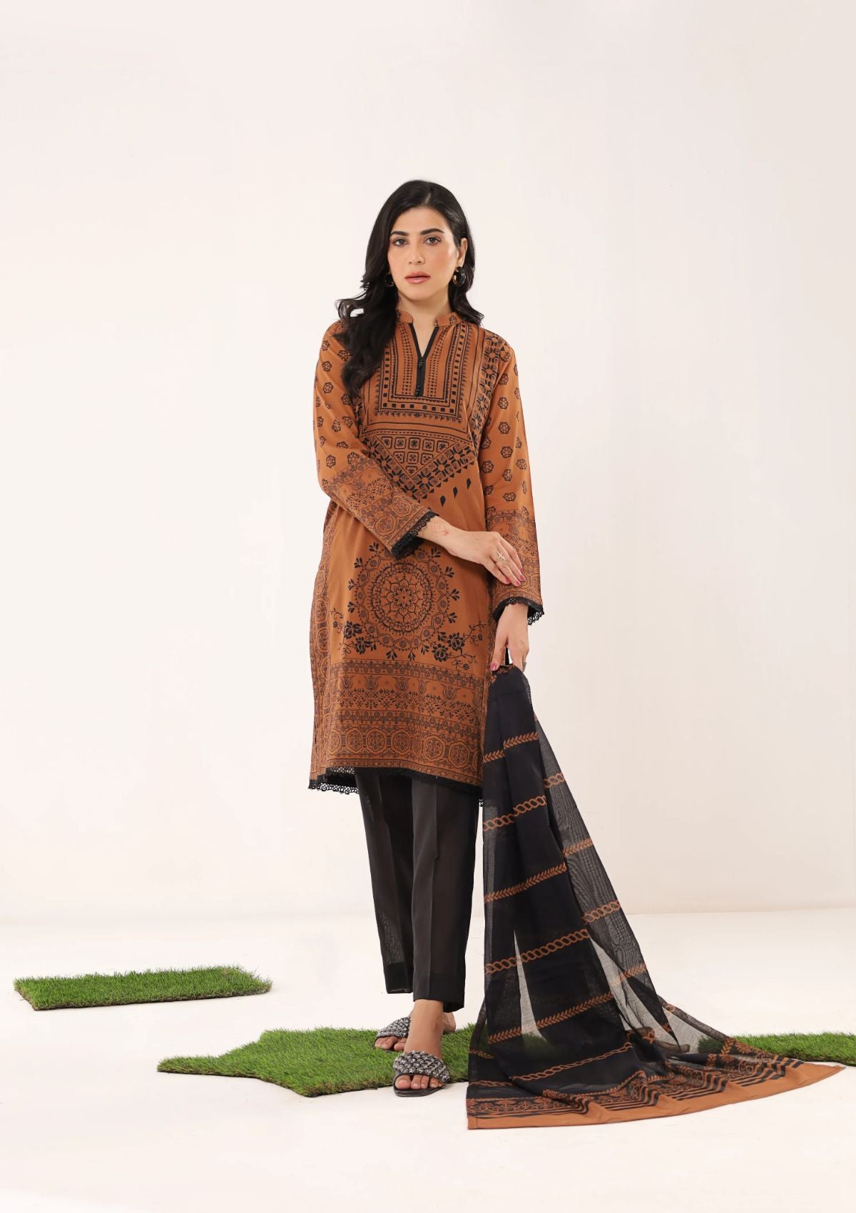 Lawn Collection - Keysha - Summer Bloom - Vol 04 - KS-SS-24-37