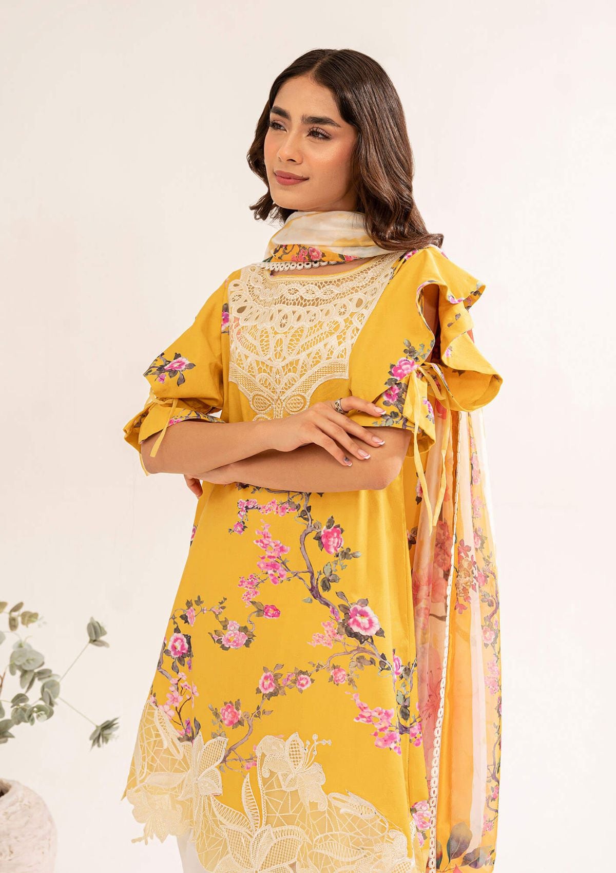 Lawn Collection - Asifa & Nabeel - Leia - LL#02 SARI