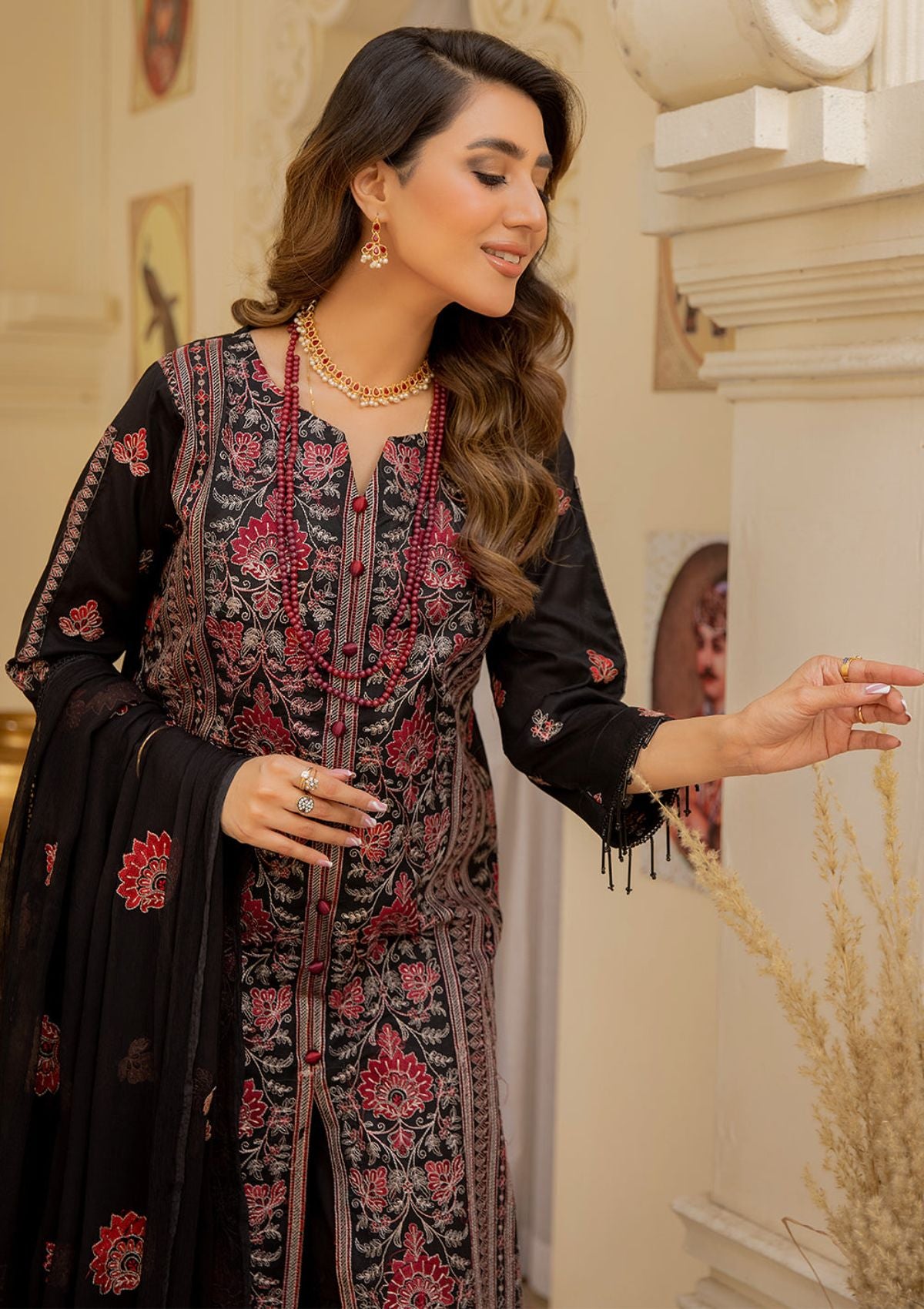 Lawn Collection - Mahnur - Mehr e Mah - MM#04