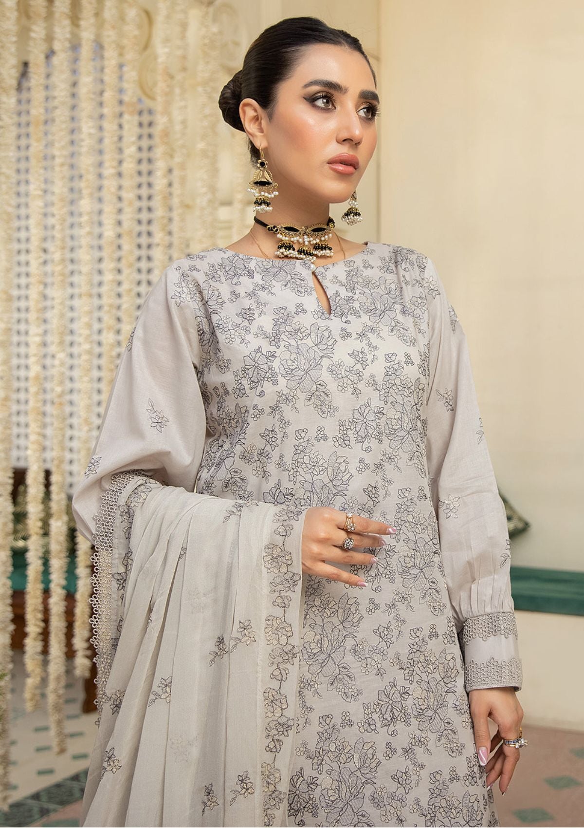 Lawn Collection - Mahnur - Mehr e Mah - MM#09