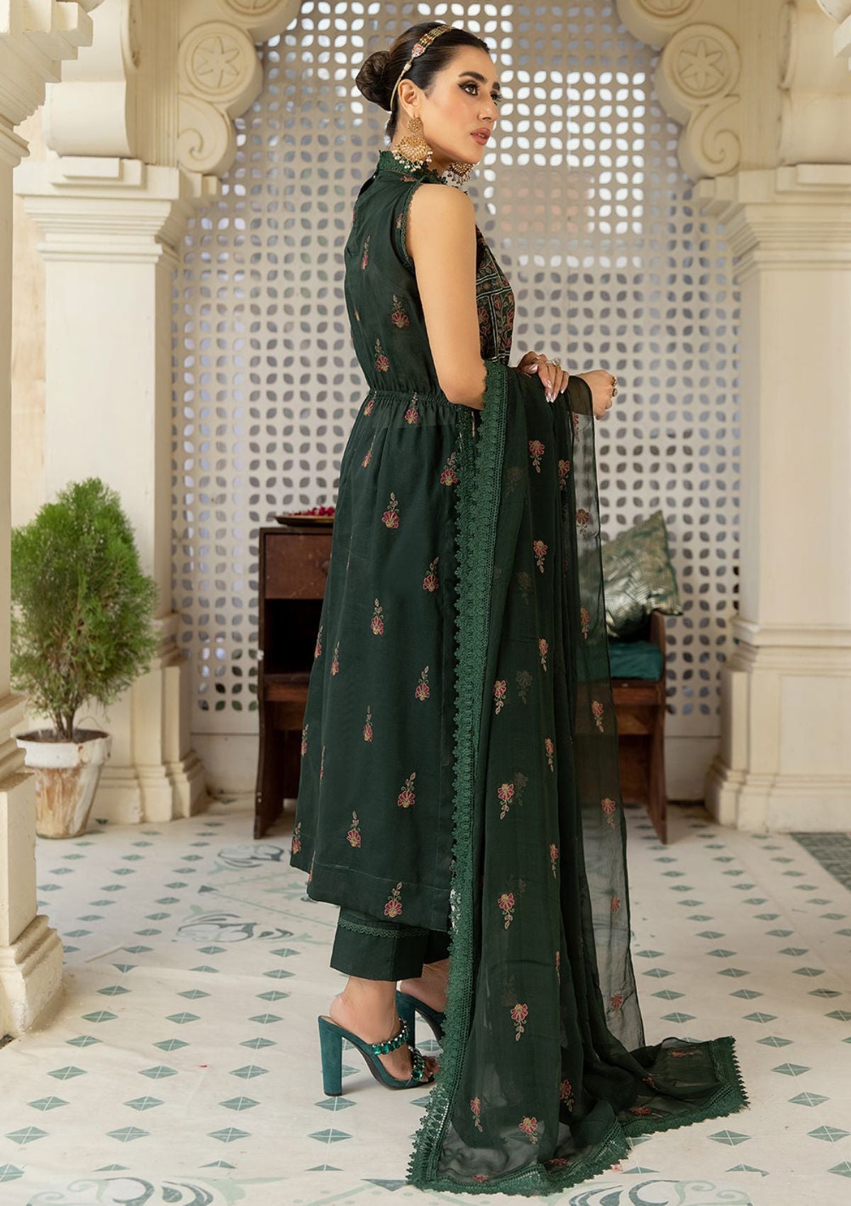 Lawn Collection - Mahnur - Mehr e Mah - MM#10