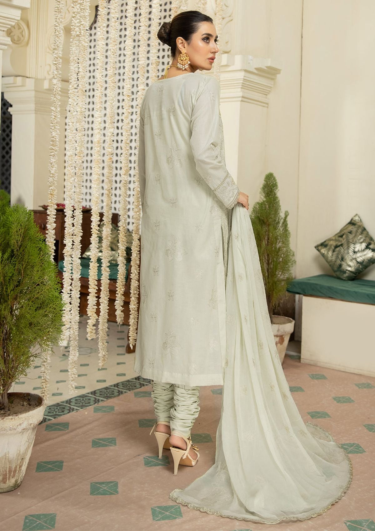 Lawn Collection - Mahnur - Mehr e Mah - MM#12