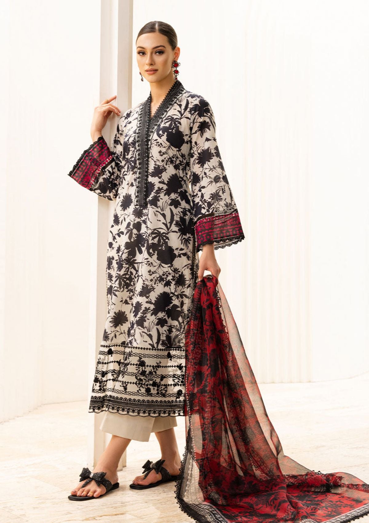 Lawn Collection - Zainab Chottani - Tahra - ZCT#5B- MYSTI PEONY