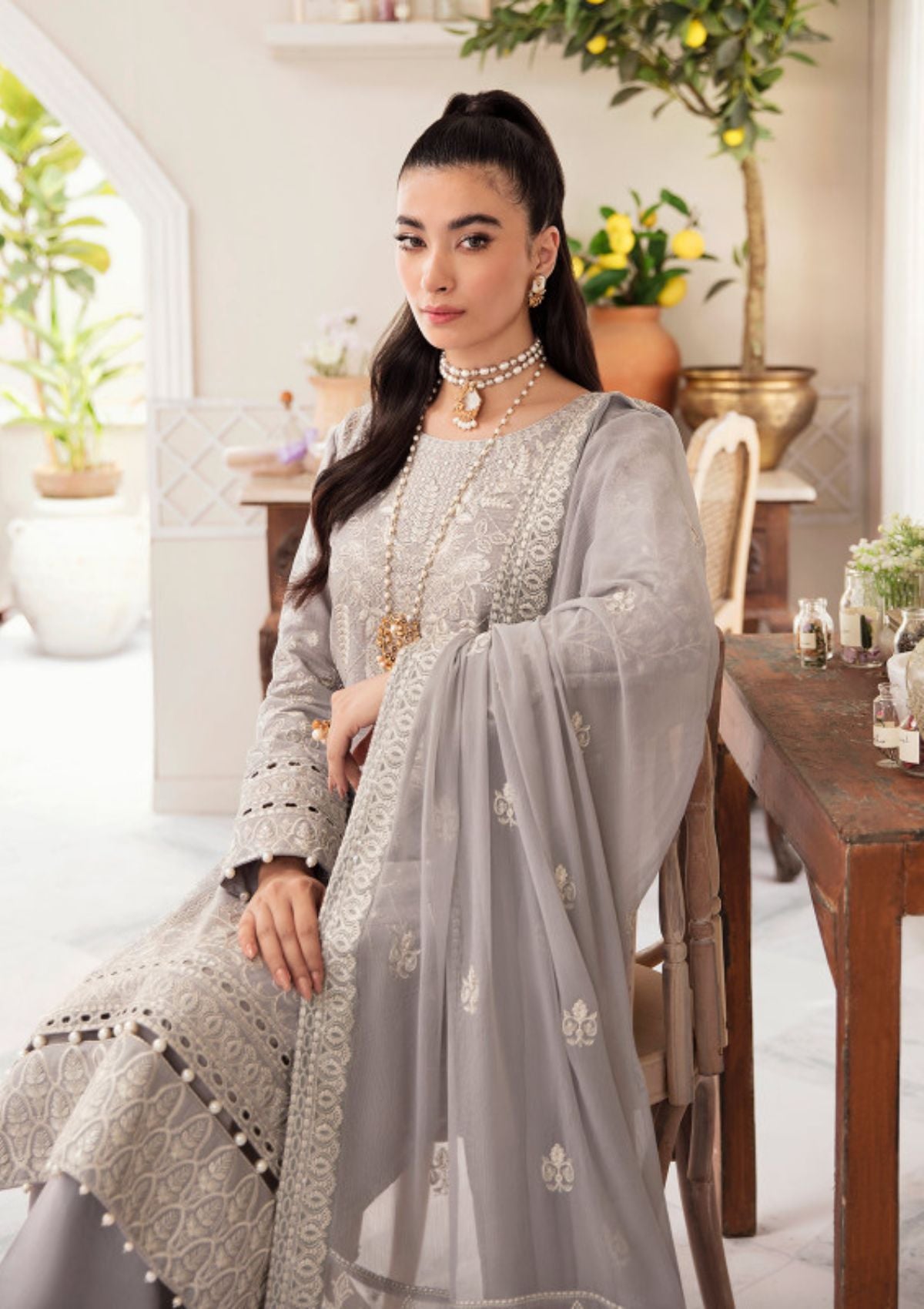 Lawn Collection - Gulaal - Luxury - V02 - D#2 - Neeshay