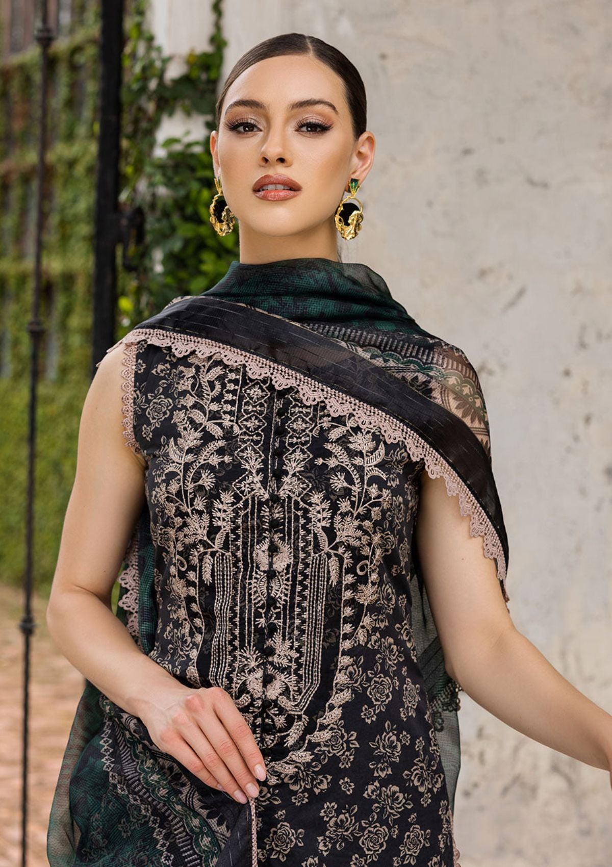 Lawn Collection - Zainab Chottani - Tahra - ZCT#6B - ONYX AURA