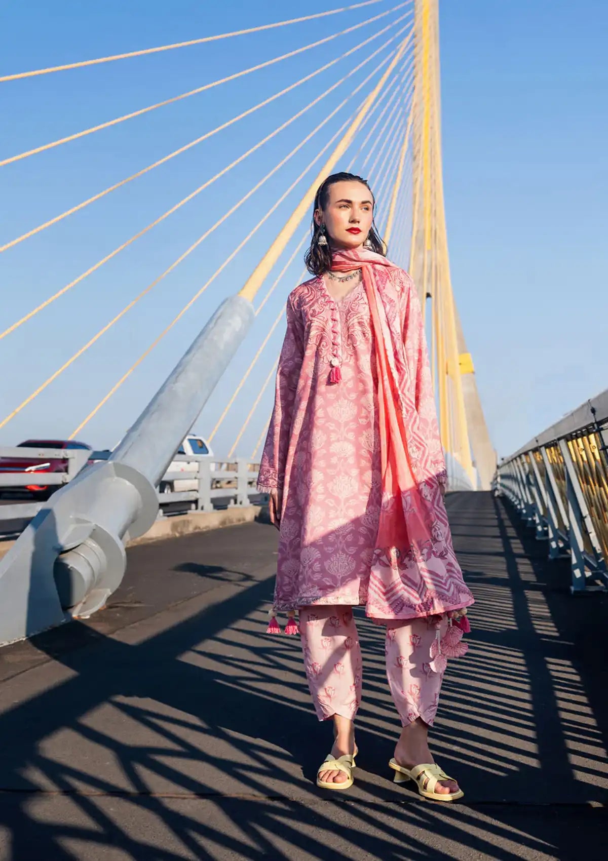 Lawn Collection - Roheenaz - Taneez - RT24#07 - B - Vida