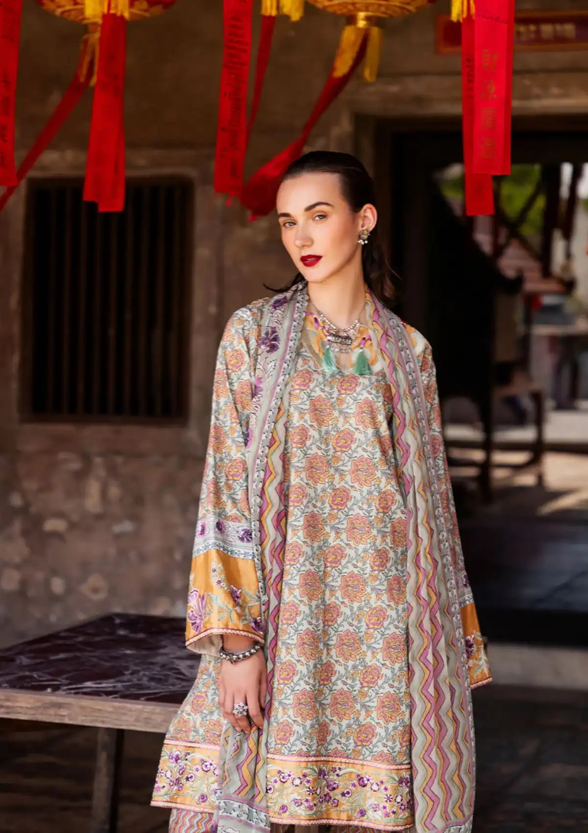 Lawn Collection - Roheenaz - Taneez - RT24#09 - B - Laleh