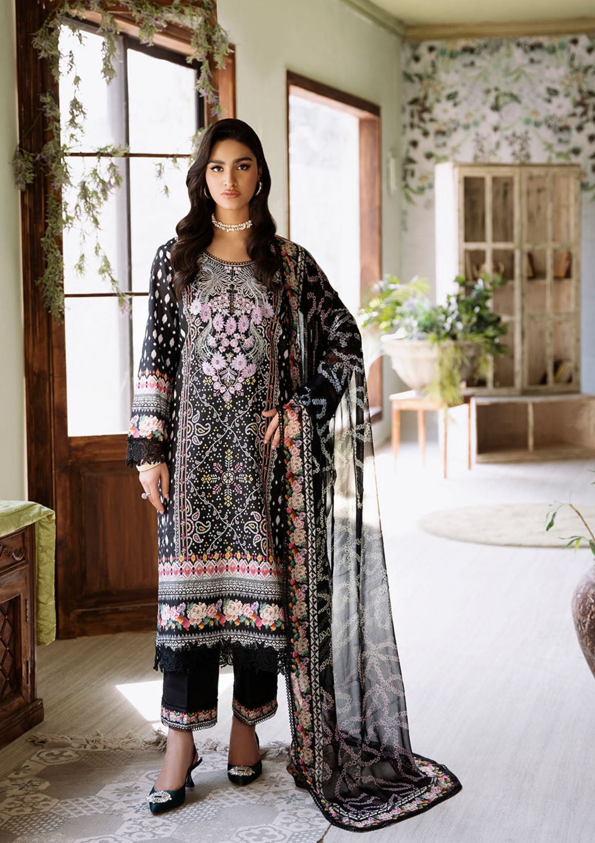 Lawn Collection - Roheenaz - Flora - Printed - RNP#6A - Veridian