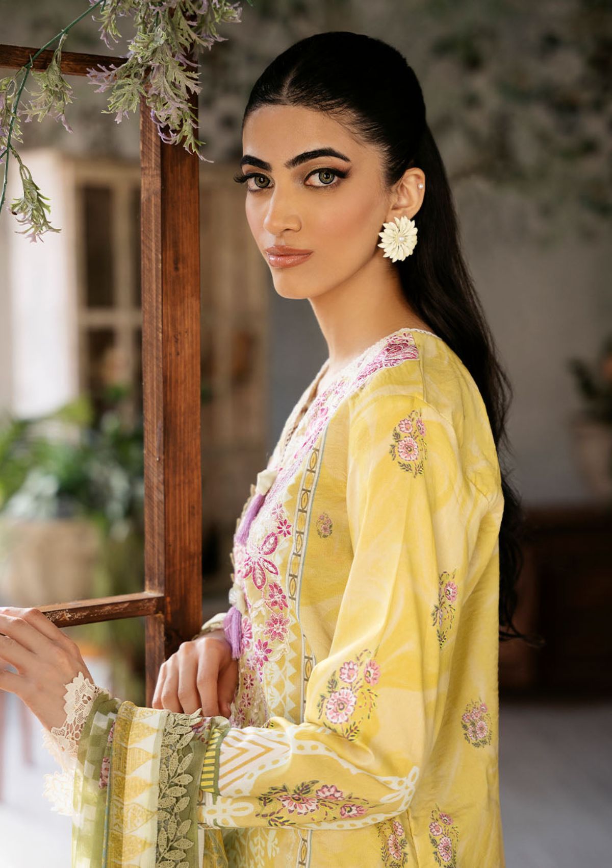 Lawn Collection - Roheenaz - Flora - Printed - RNP#7B - Mystique