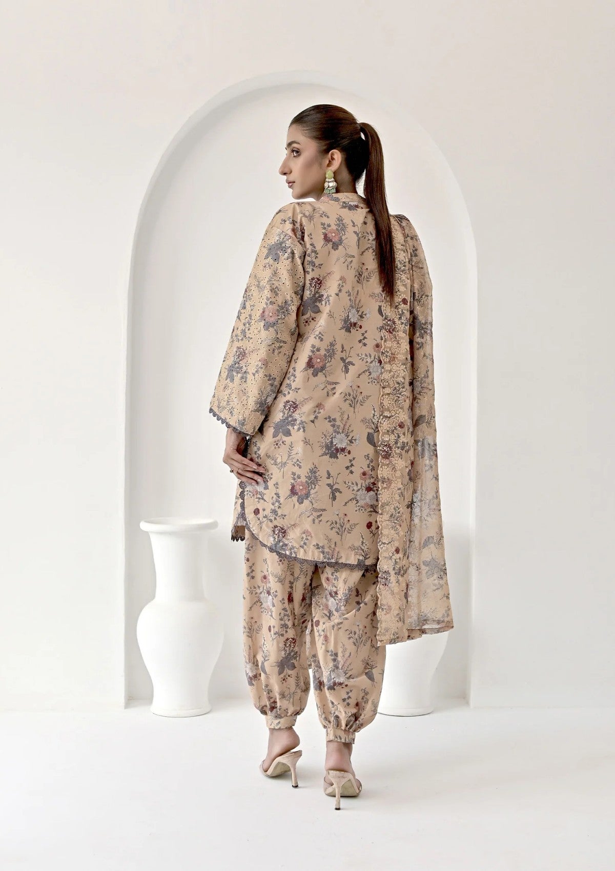 Lawn Collection - Noorma Kaamal - Chromatic - Chikankari - NK-CPC-05