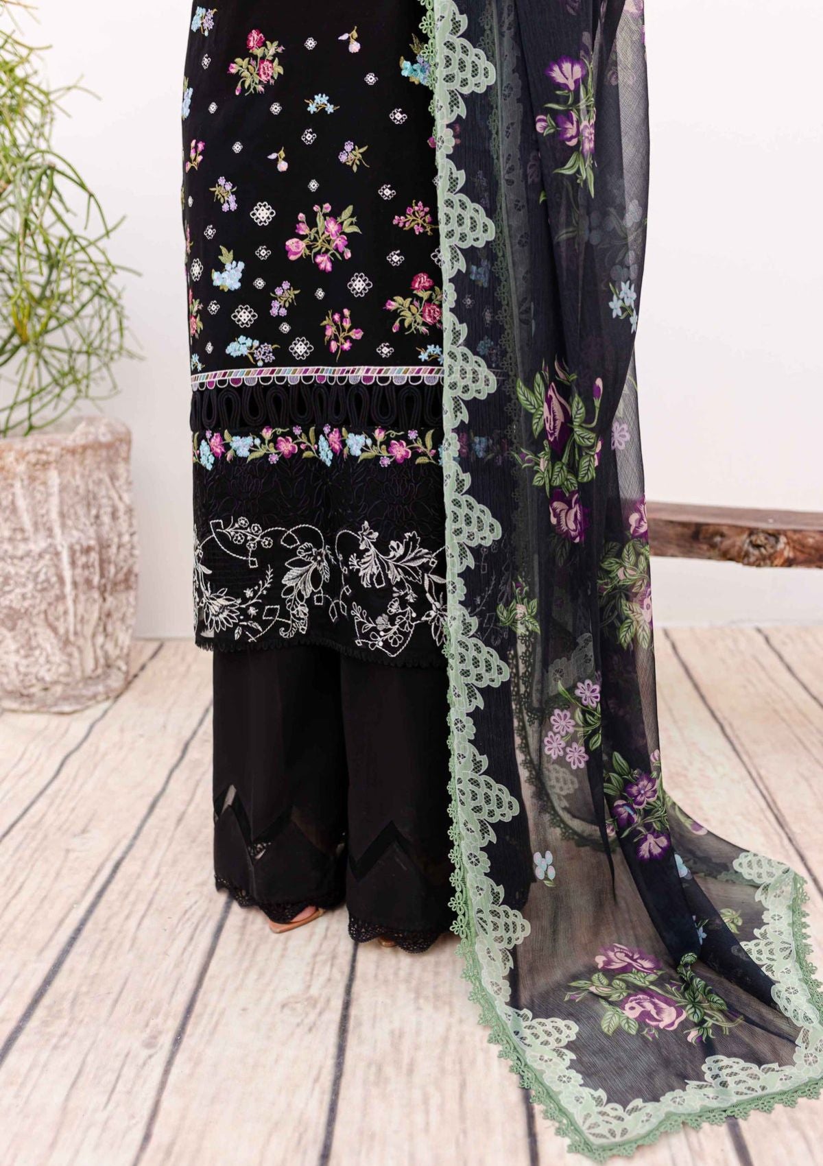 Lawn Collection - Sable Vogue - Shiree - SSC24#04 - Aster