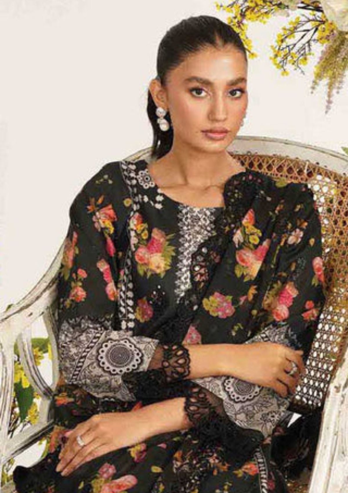 Lawn Collection - Charizma - Rang E Bahar - CRB#22