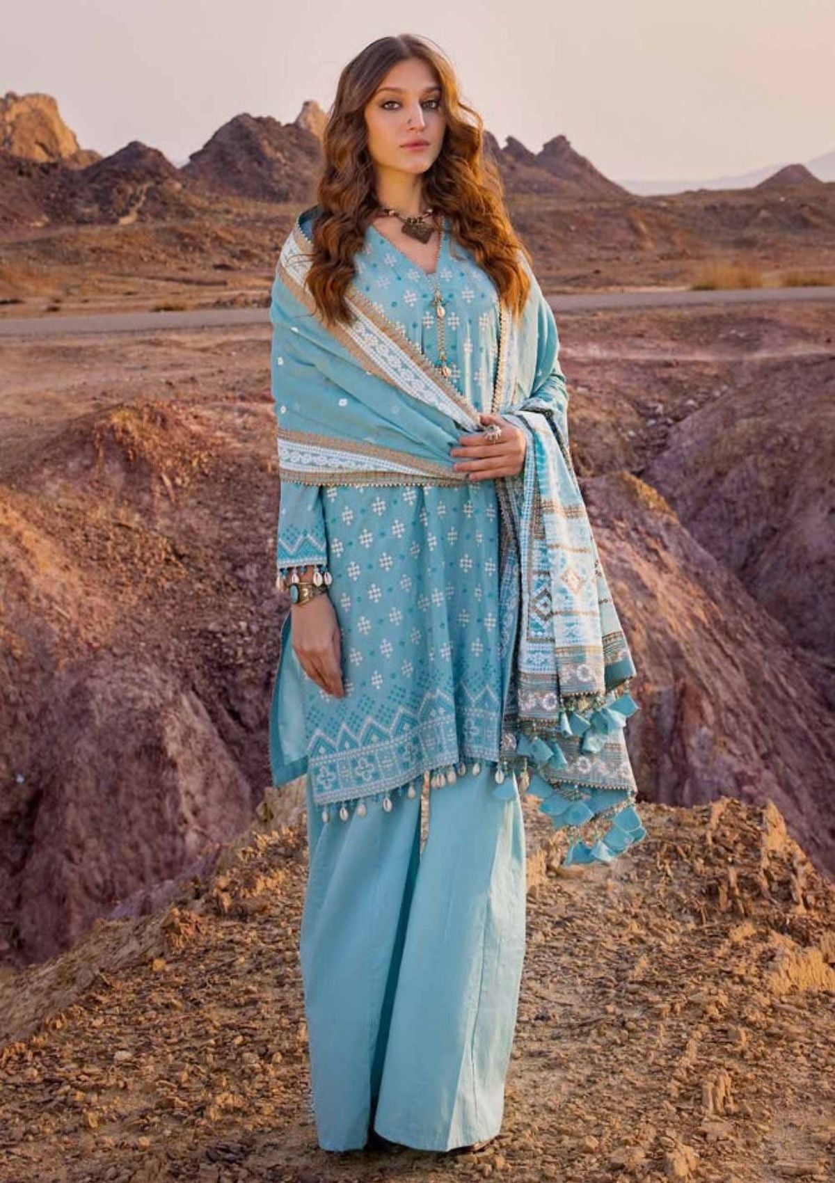 Lawn Collection - Gul Ahmed - Unstitched 24 - CL#42215