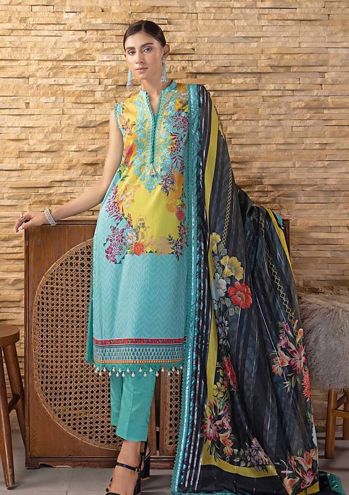 Lawn Collection - Gul Ahmed - Pre Fall - ST-32016