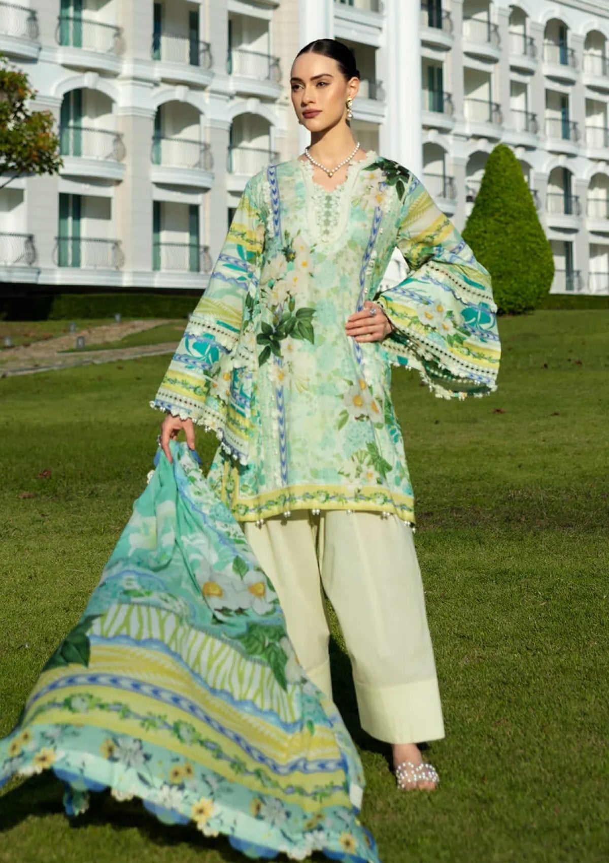 Lawn - Elaf Premium - Prints 25 - EPE-01B - EMERALD ISLE