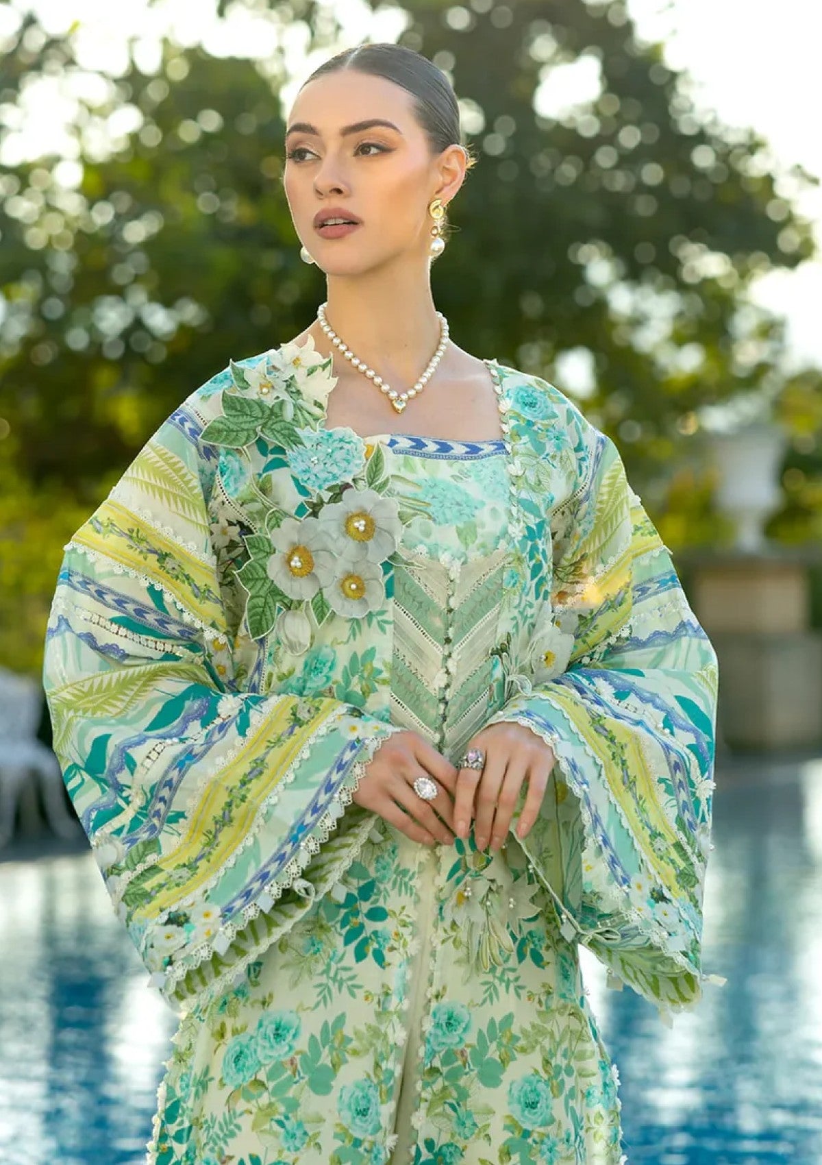 Lawn - Elaf Premium - Prints 25 - EPE-01B - EMERALD ISLE