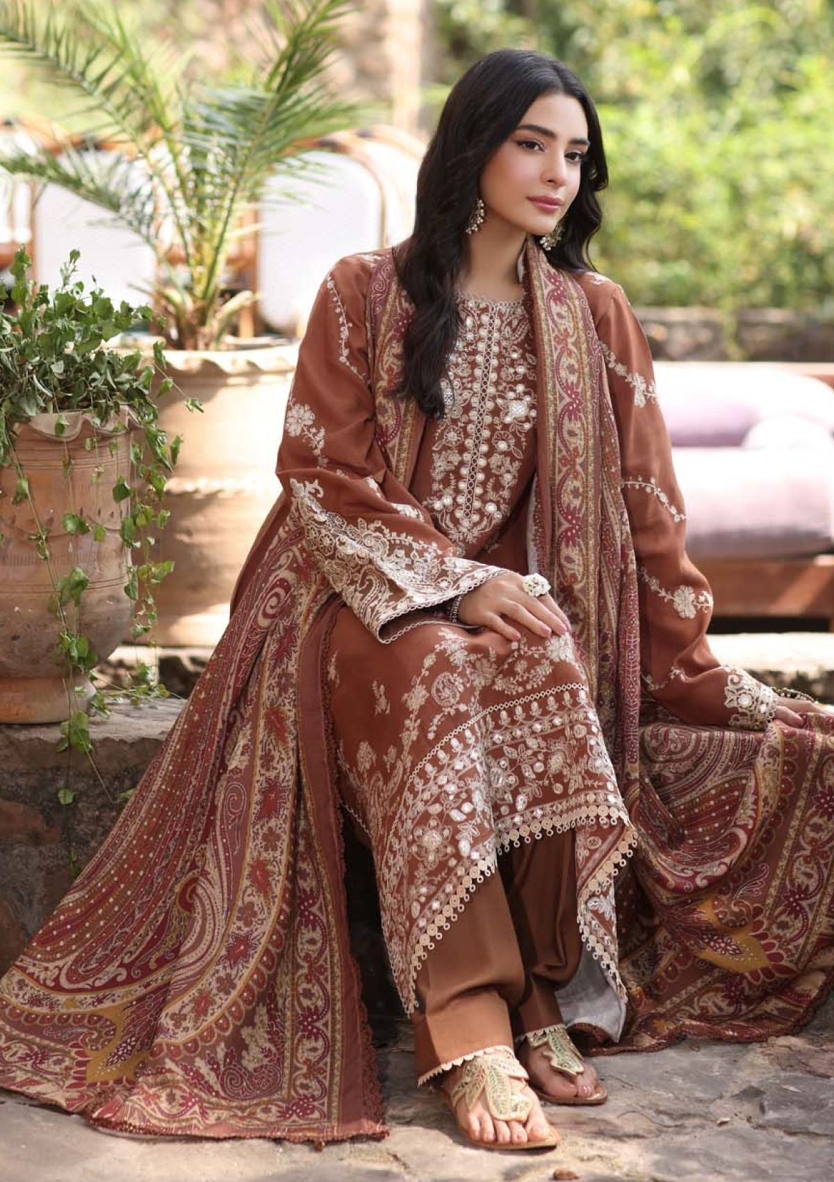 Winter Collection - Noor - Saadia Asad - Suzaanikari - NSK24#09