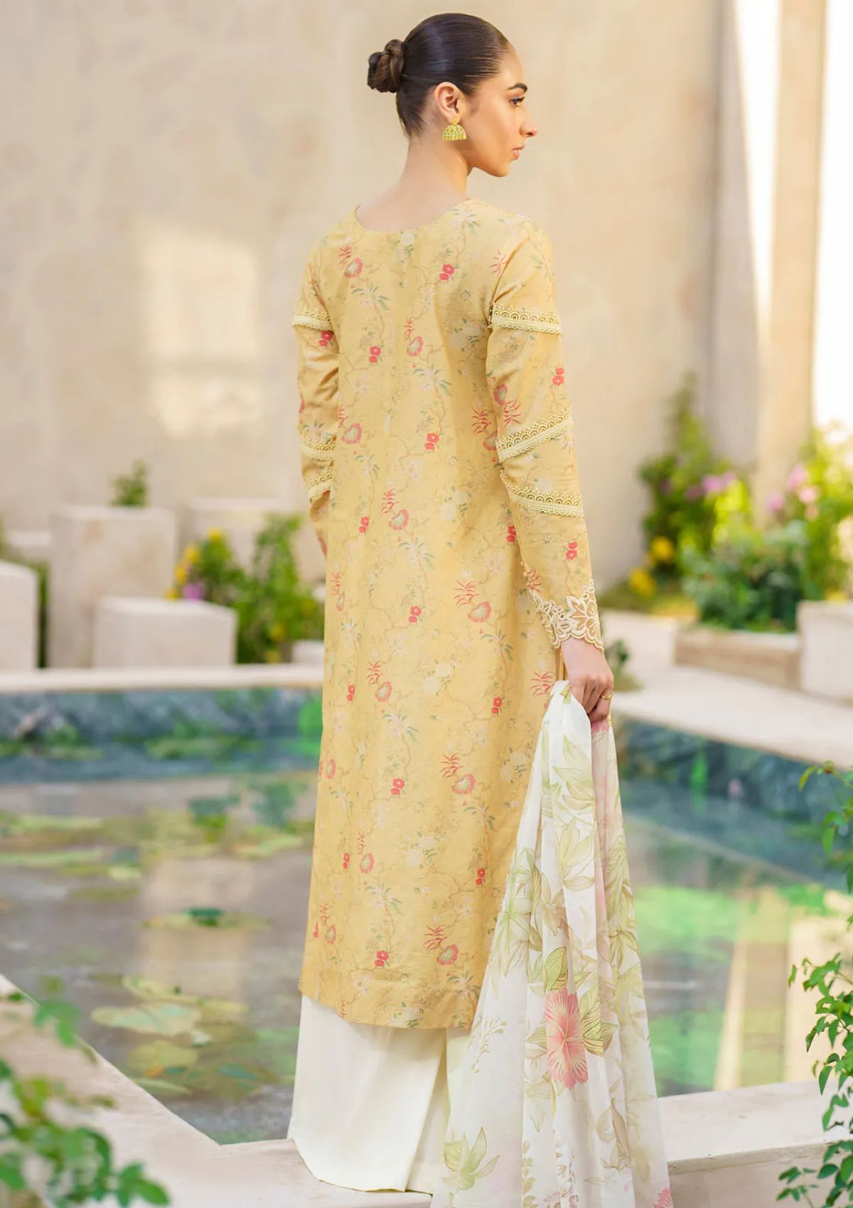 Lawn Collection - Iznik - Festive 24 - SFL#09 - LUMINARY