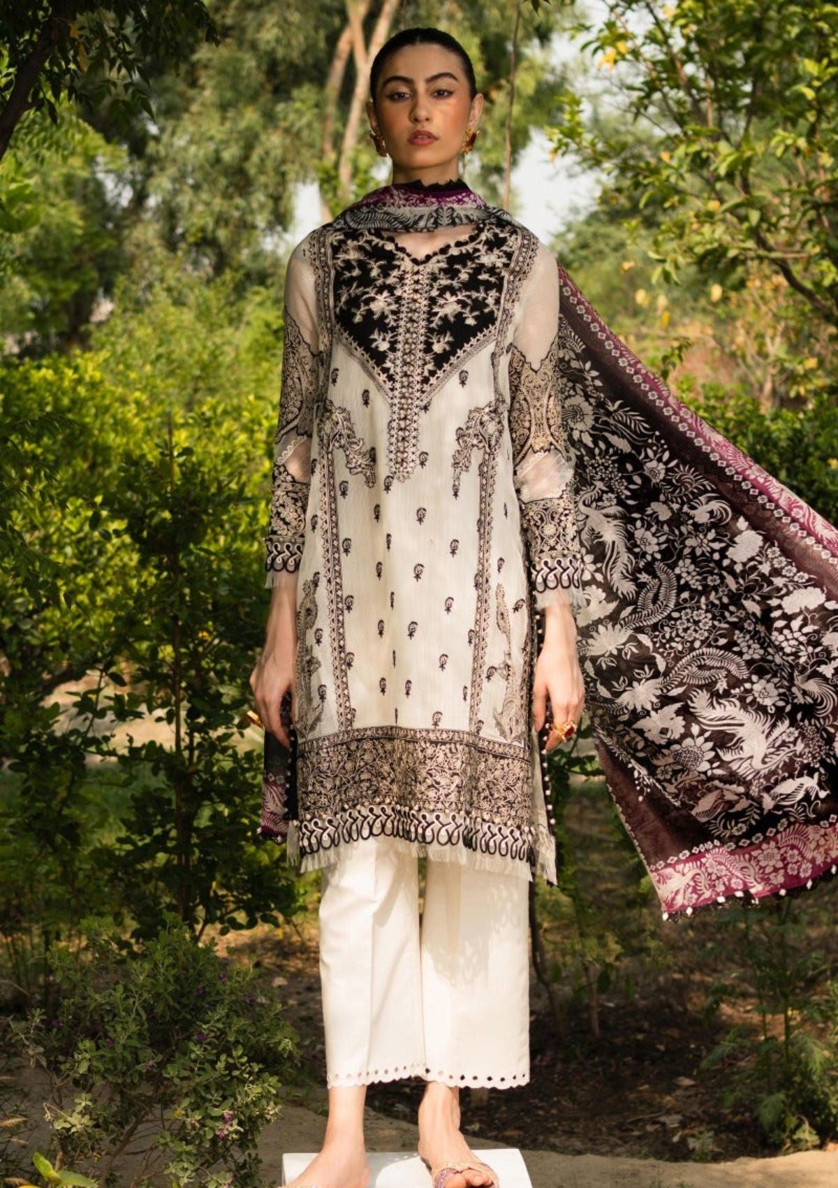 Lawn Collection - Sana Safinaz - Muzlin - V02 - MV#3 B