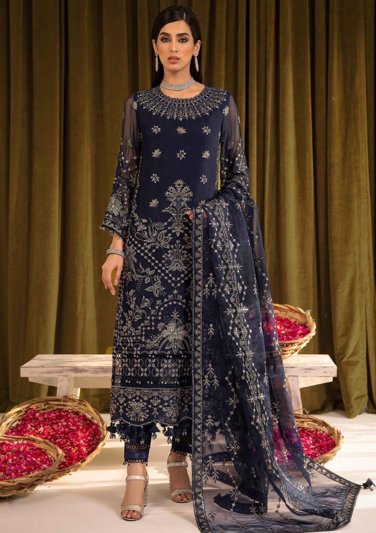 Formal Collection - Alizeh - Mehfil-e-Uroos - D#08 Daim