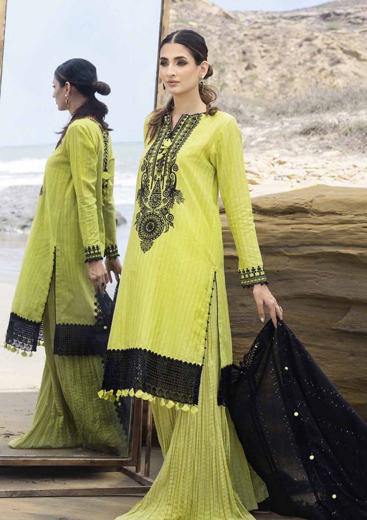Lawn Collection - Gul Ahmed - Pre Fall - MJ-32050