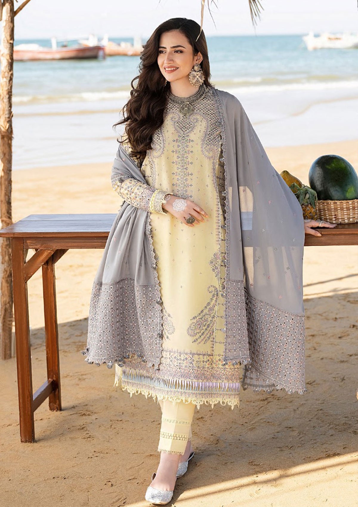 Lawn Collection - Jazmin - Shahkaar - Eid Festive - D#4 | Zareen