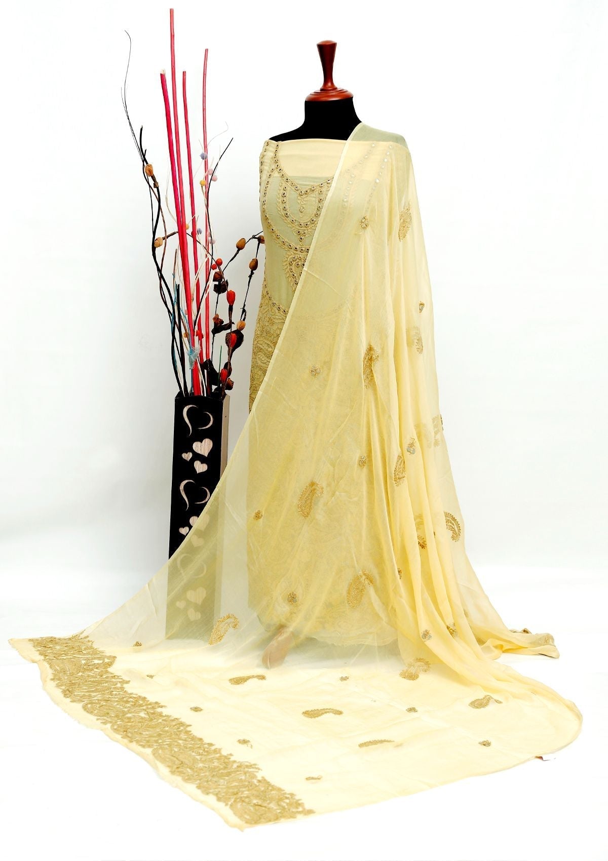 Fancy Crinkle Chiffon Hand Work 2PC D#01 L Golden Saleem Fabrics Traditions