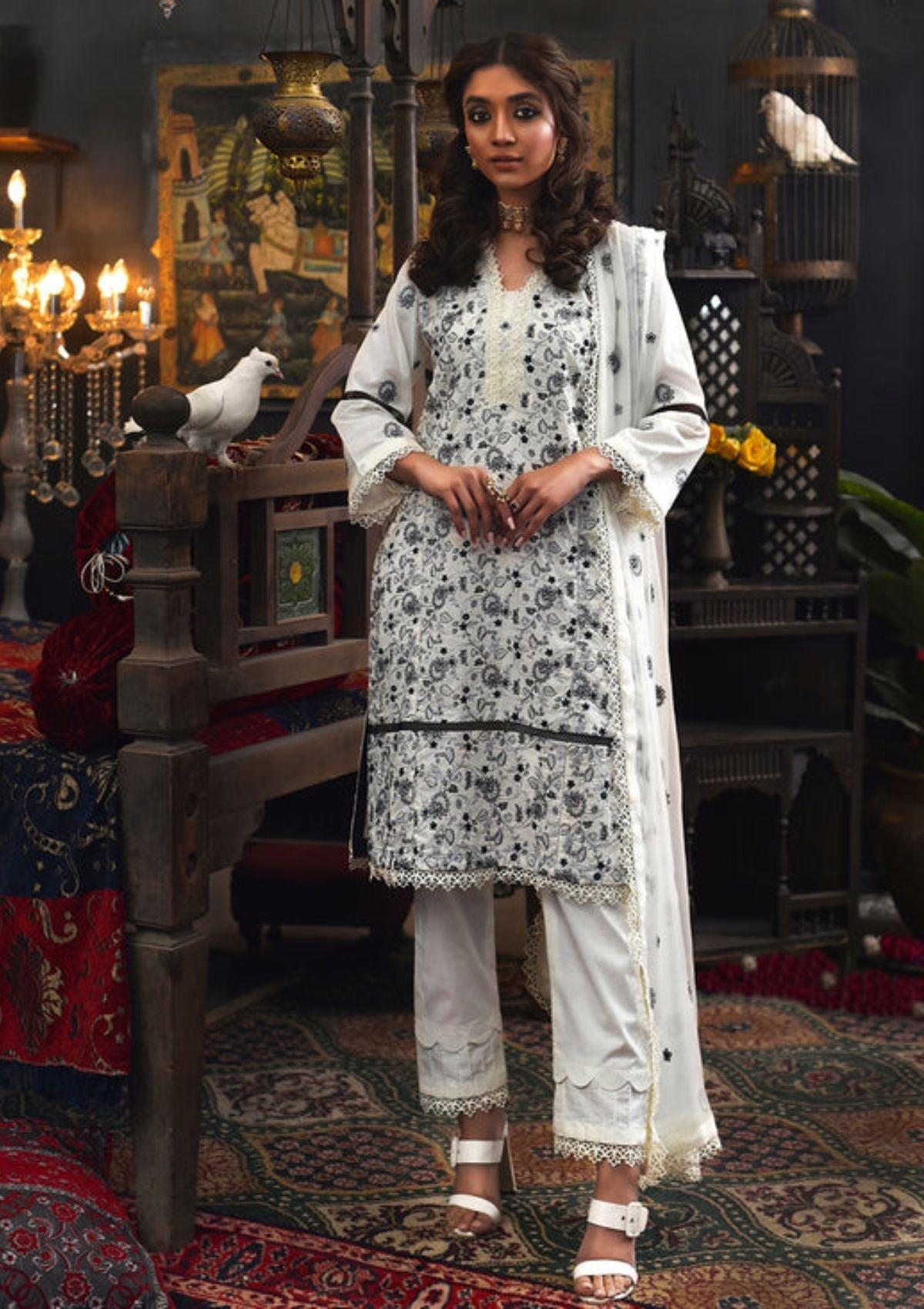Lawn Collection - Mahunur - Luxury - MHR#03 available at Saleem Fabrics Traditions