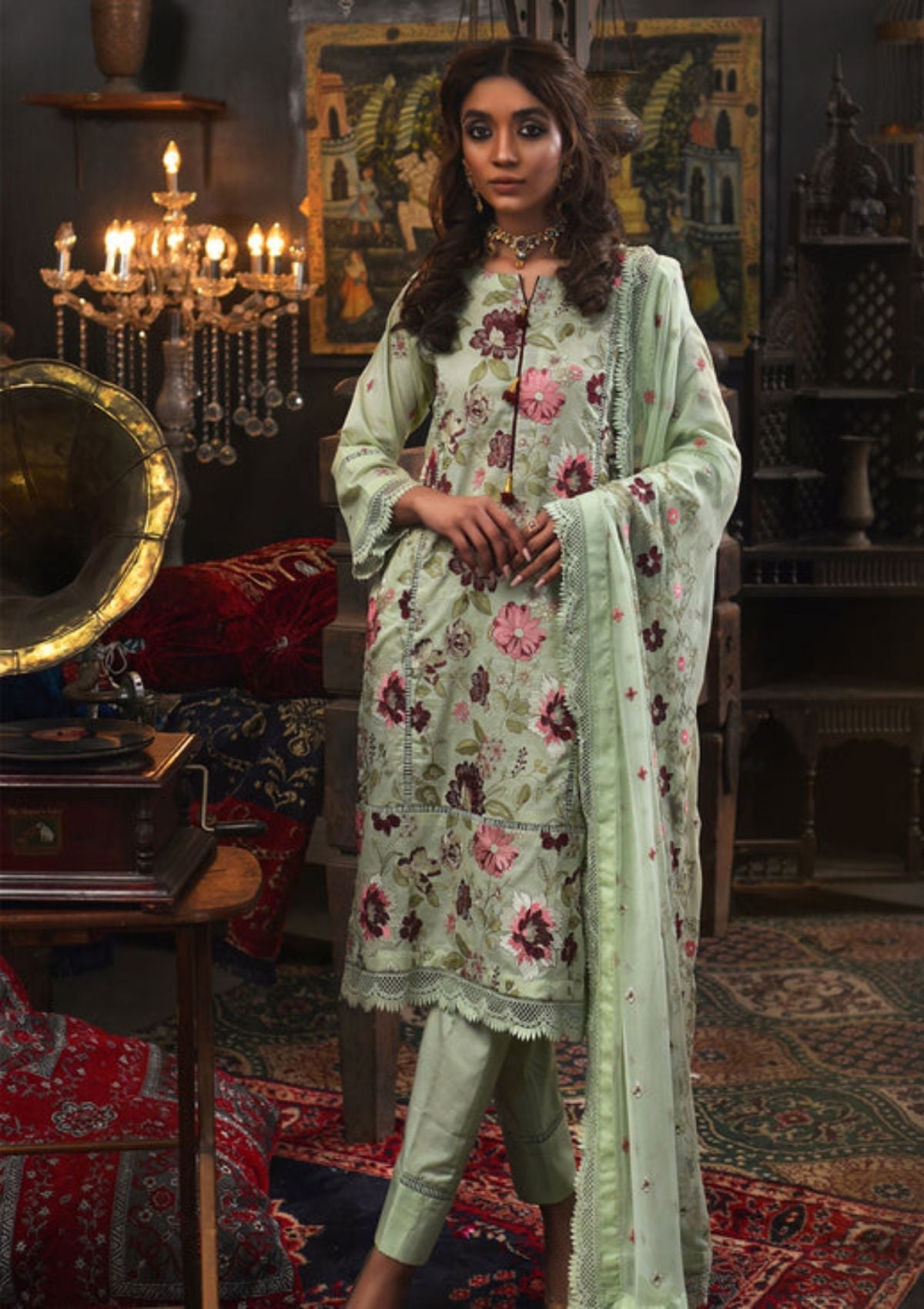 Lawn Collection - Mahunur - Luxury - MHR#11 available at Saleem Fabrics Traditions