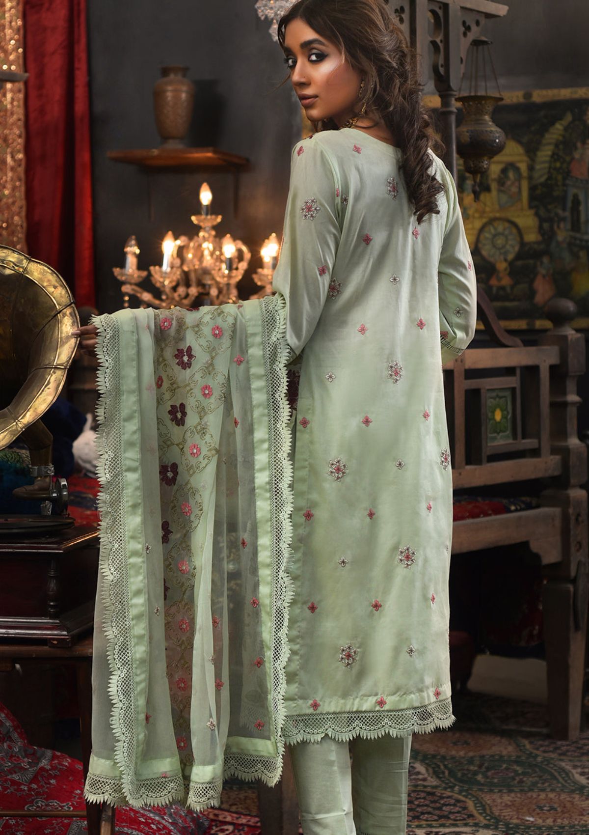 Lawn Collection - Mahunur - Luxury - MHR#11 available at Saleem Fabrics Traditions