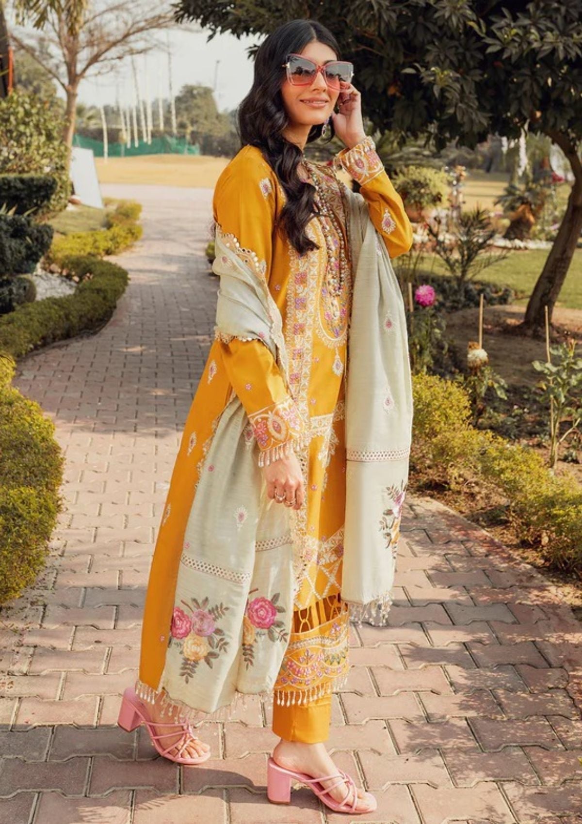 Lawn Collection - Parishay - Noor e Nazar - NNS#03 available at Saleem Fabrics Traditions