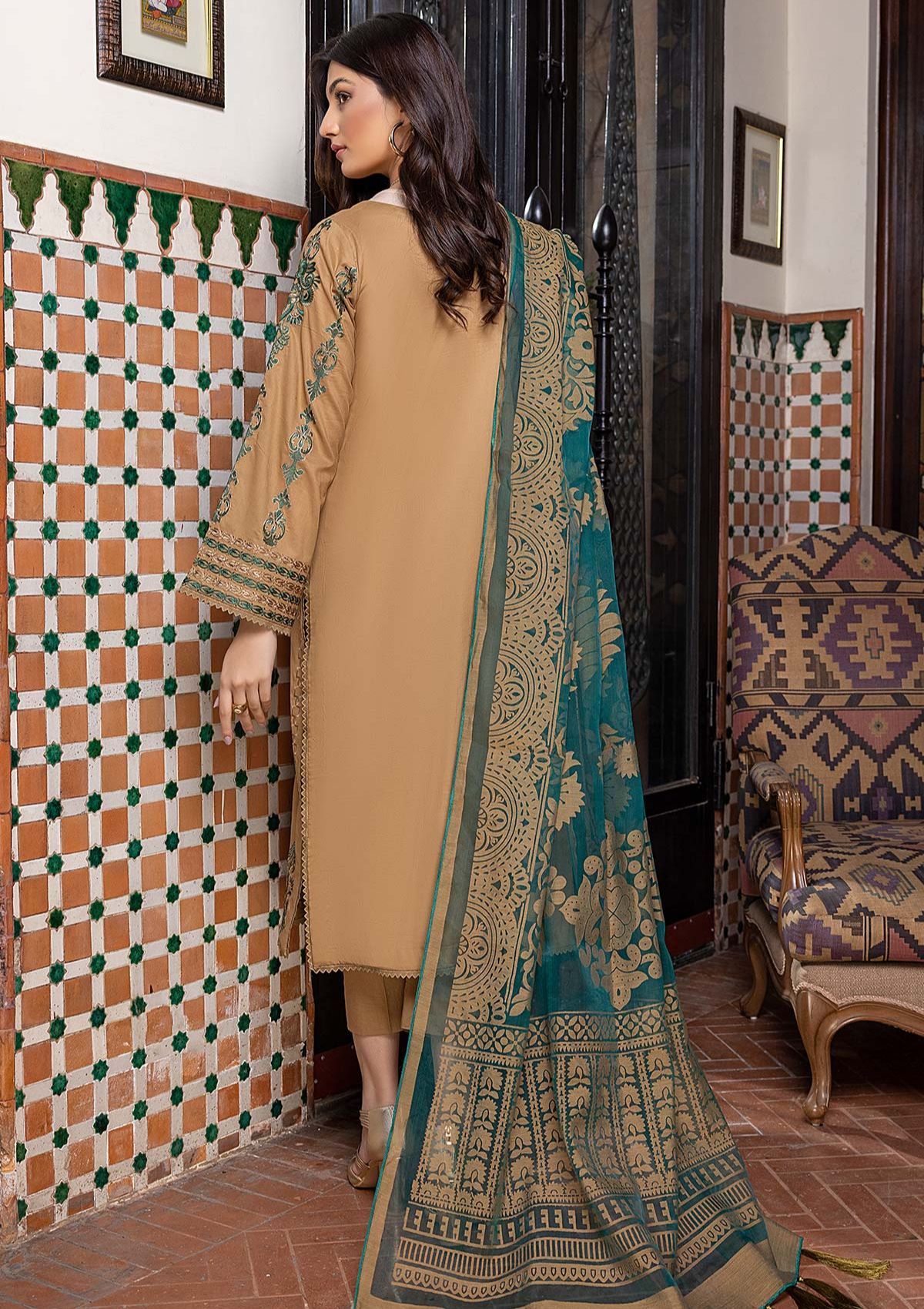 Lawn Collection - Qaus - Signature Series - V-01 - QAS#6 available at Saleem Fabrics Traditions