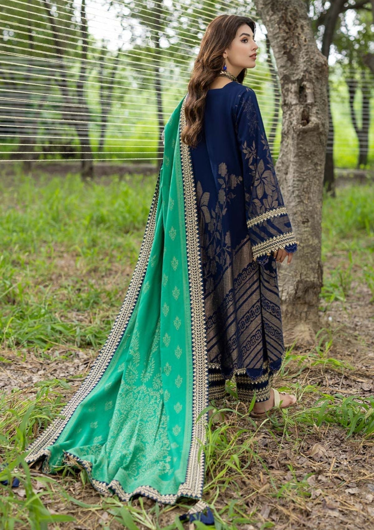 Winter Collection - Charizma - Dhage - Woven Shawl - CEW#02 available at Saleem Fabrics Traditions