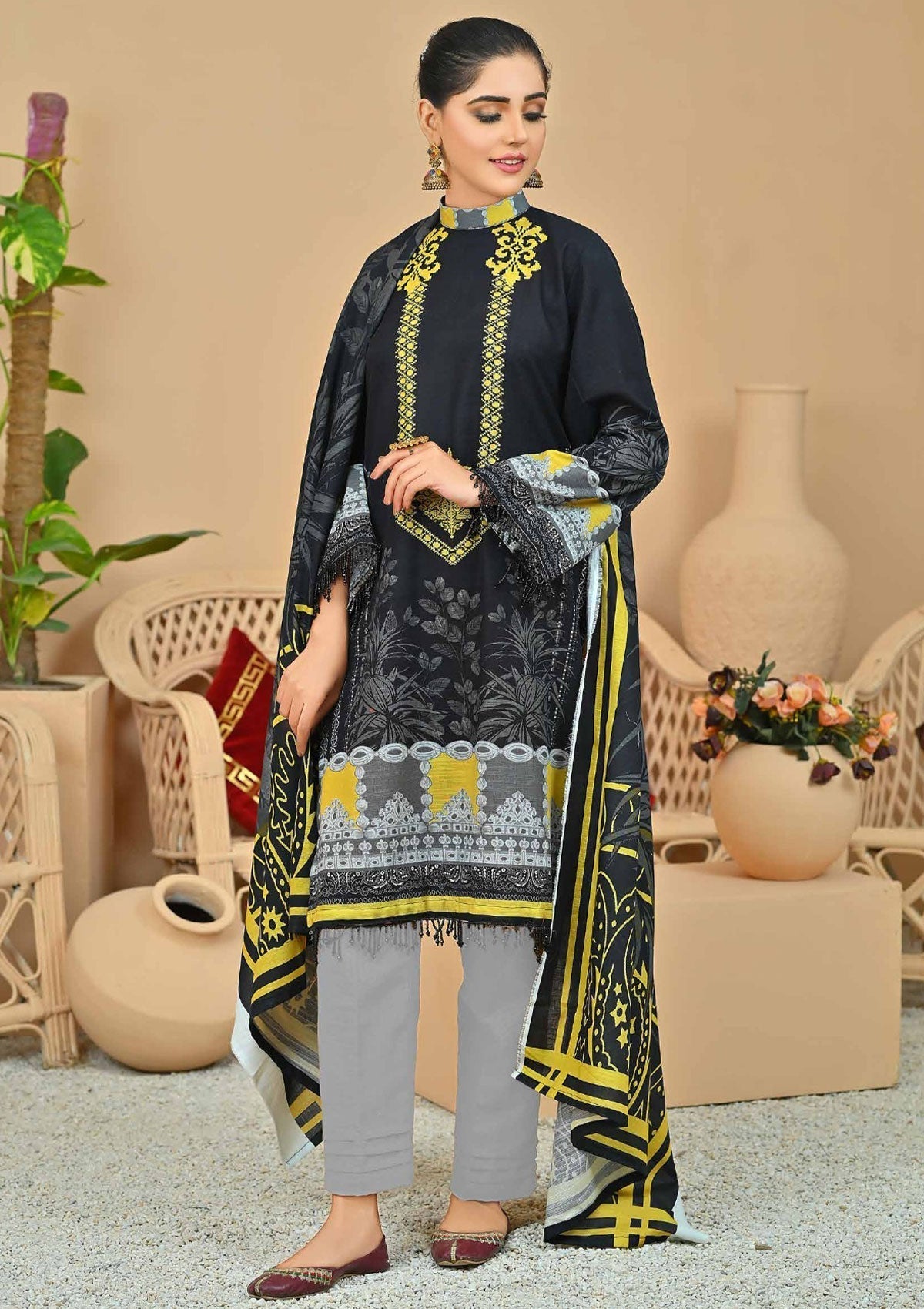 Winter Collection - Fiza Noor - Zarminay - Khaddar - FN#15 available at Saleem Fabrics Traditions
