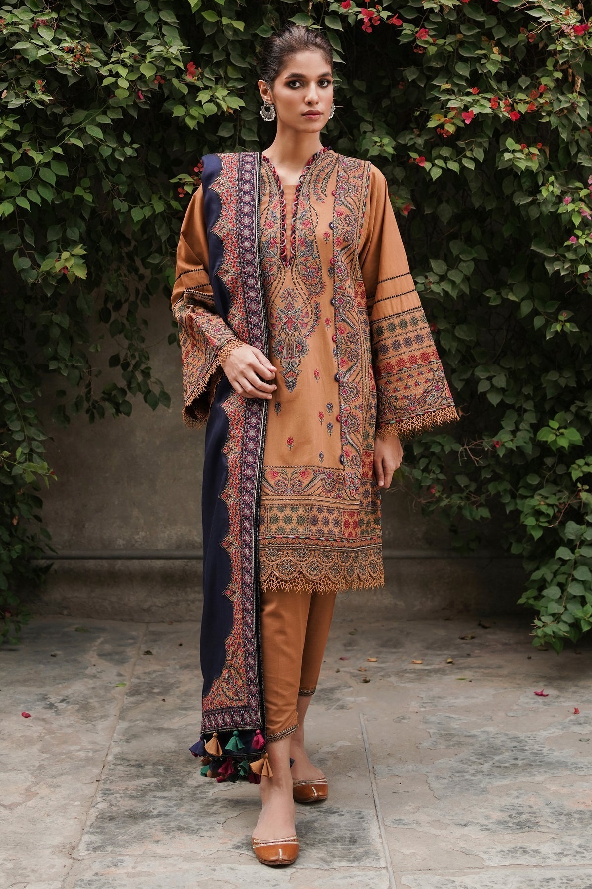 Winter Collection - Jazmin - Shahtoosh Luxury - D#06 (ZEEST) available at Saleem Fabrics Traditions