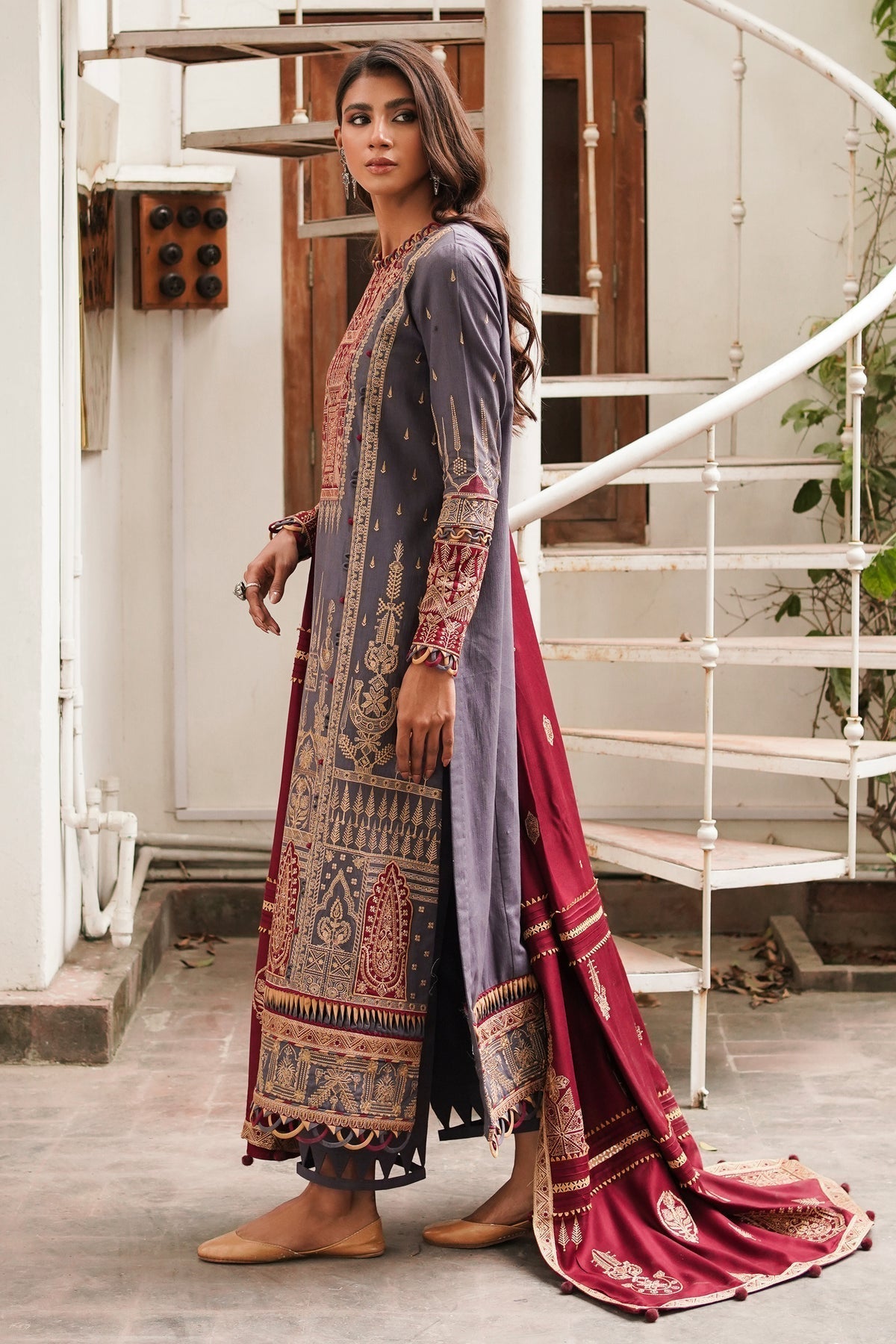 Winter Collection - Jazmin - Shahtoosh Luxury - D#10 (NAZMIL) available at Saleem Fabrics Traditions