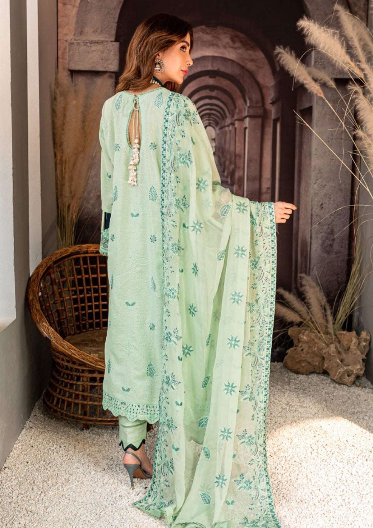 Winter Collection - Marjjan - Jaanam - Karandi - MRK#05 A available at Saleem Fabrics Traditions