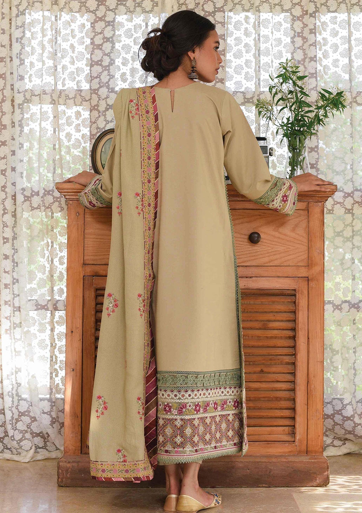 Winter Collection - Qalamkar - Qline - Linen - Mahrukh - VL#9 available at Saleem Fabrics Traditions