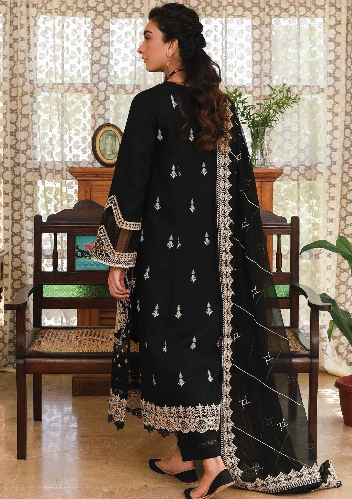 Winter Collection - Qalamkar - Qline - Linen - Sophia - VL#12 available at Saleem Fabrics Traditions