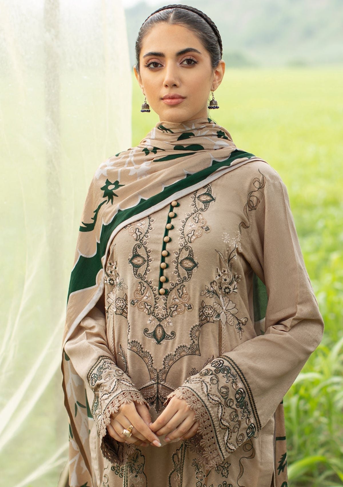 Winter Collection - Ramsha - Reet - Karandi - V06 - R#606 available at Saleem Fabrics Traditions